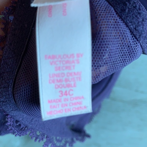 Purple Victoria’s Secret Bra size 34 C lace lined Demi Buste double - Picture 7 of 7